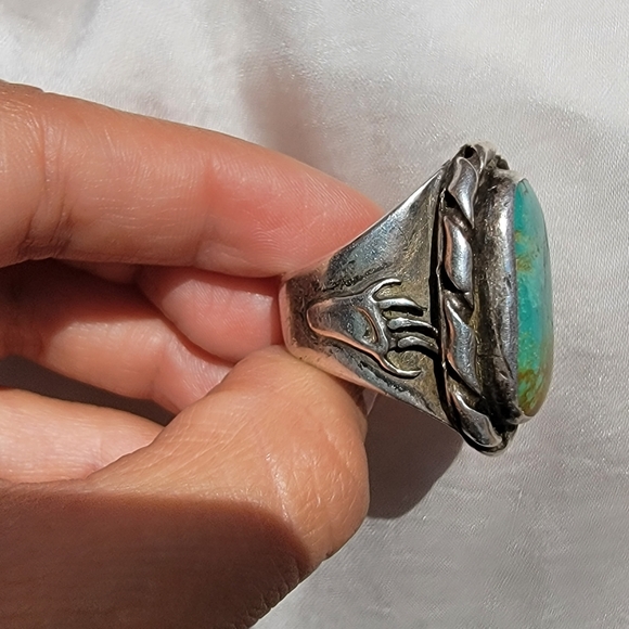 Signed Vintage Thick Navajo Turquoise Ring - Picture 3 of 7